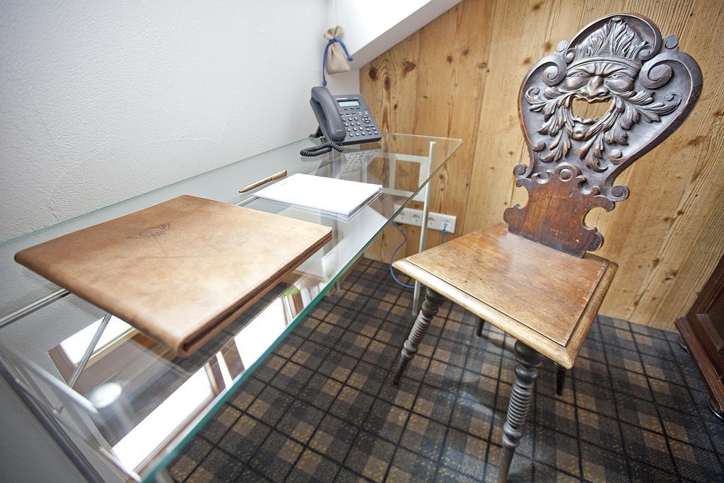 Die Post Landgasthof Aufkirchen Berg am Starnberger See Room photo